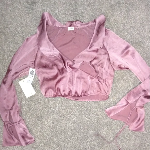 Spartina Satin BlouseSatin V-neck ruffle blouse - Picture 7 of 10